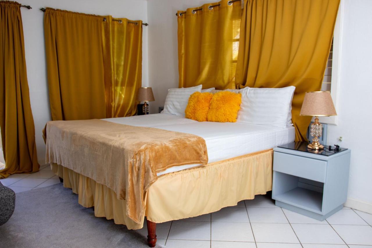 E 20 Mystic Ridge Ocho Rios Apartment Ngoại thất bức ảnh