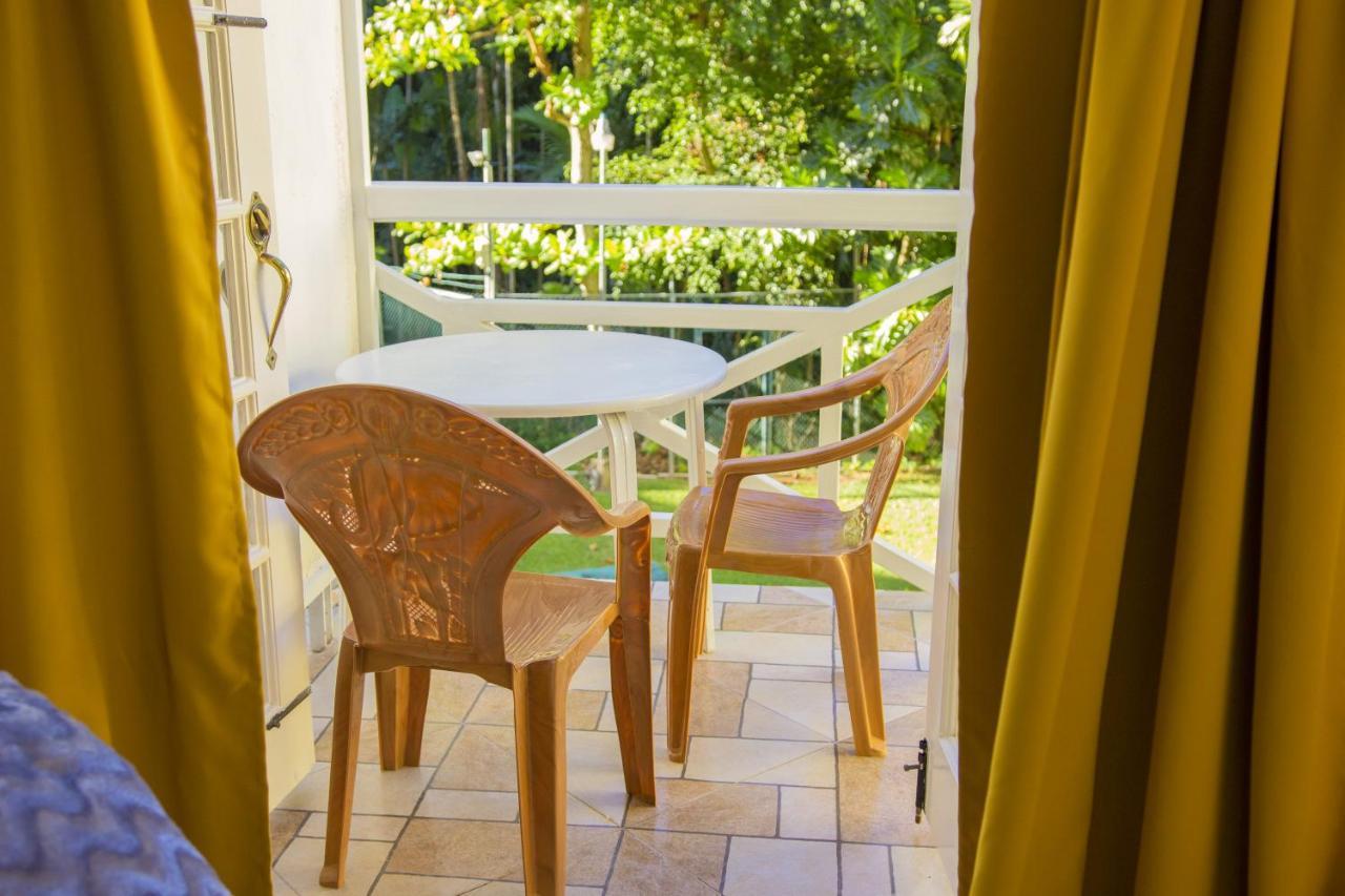 E 20 Mystic Ridge Ocho Rios Apartment Ngoại thất bức ảnh