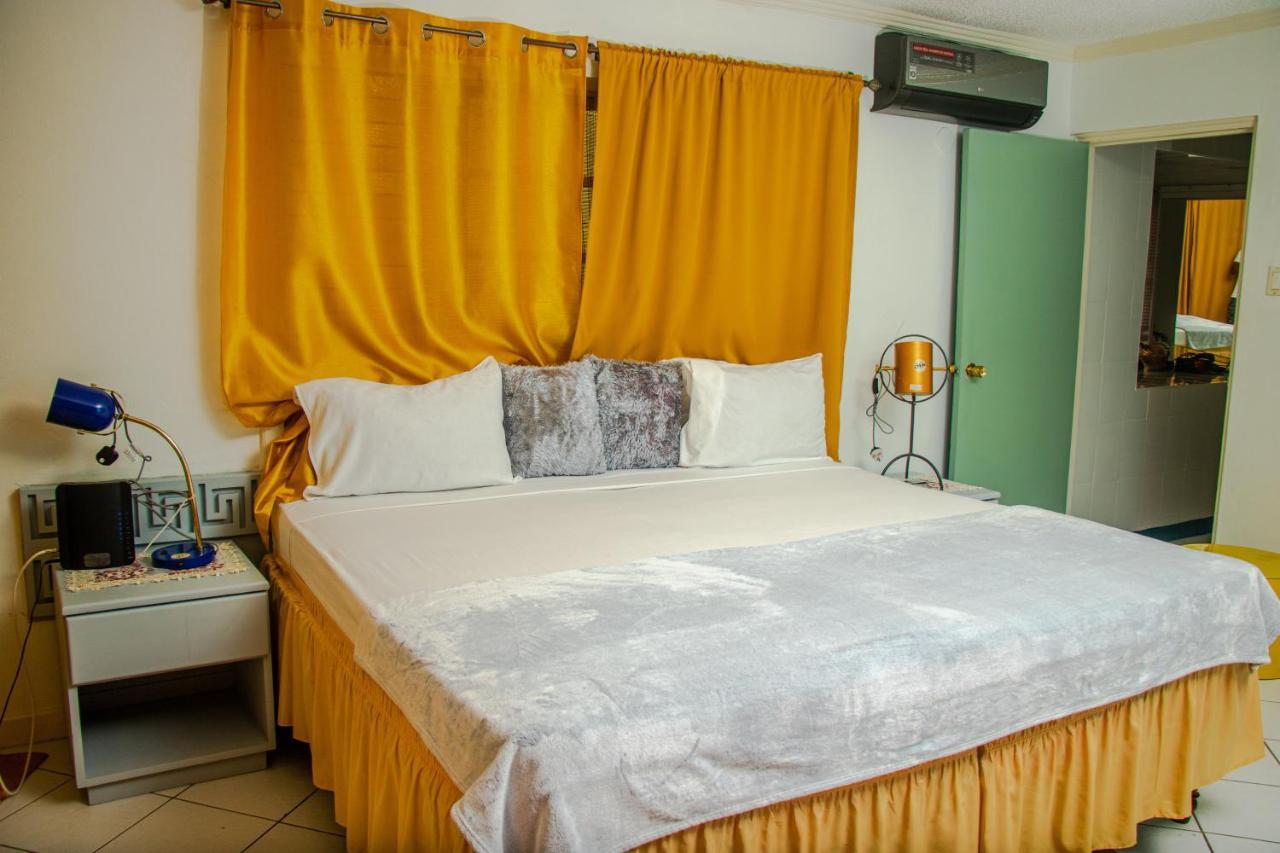 E 20 Mystic Ridge Ocho Rios Apartment Ngoại thất bức ảnh