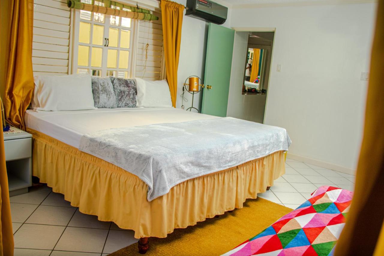 E 20 Mystic Ridge Ocho Rios Apartment Ngoại thất bức ảnh