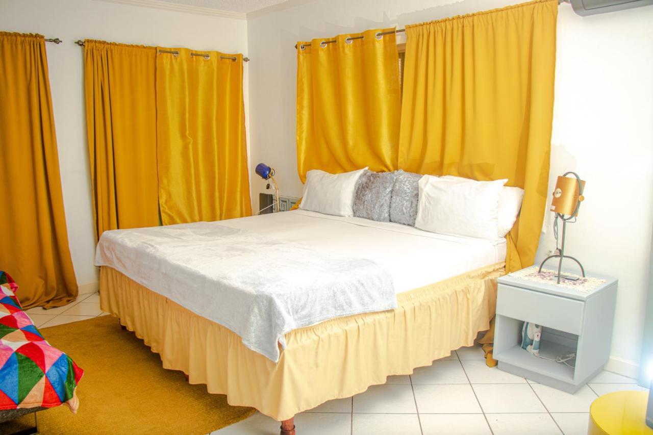 E 20 Mystic Ridge Ocho Rios Apartment Ngoại thất bức ảnh