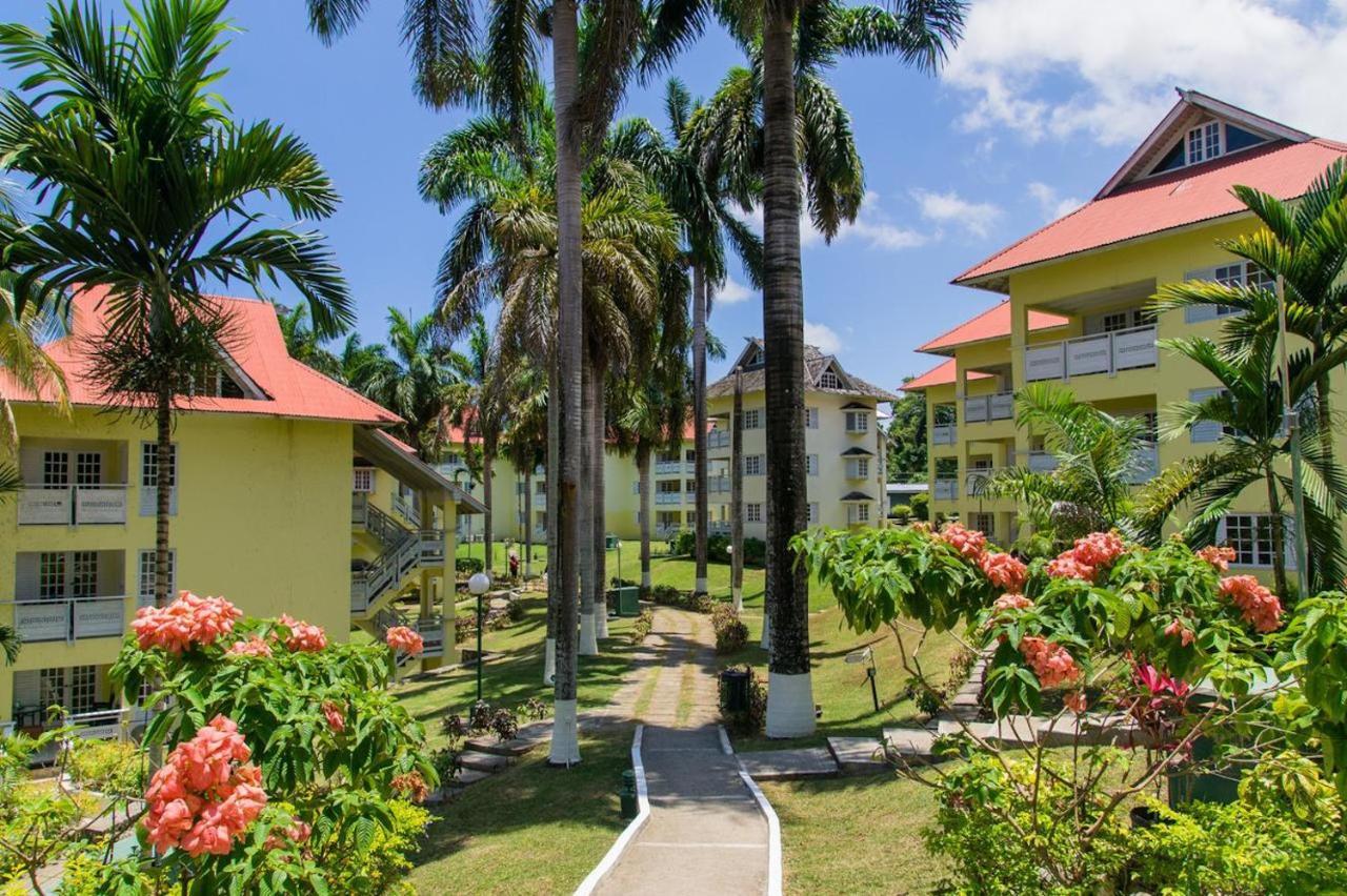 E 20 Mystic Ridge Ocho Rios Apartment Ngoại thất bức ảnh