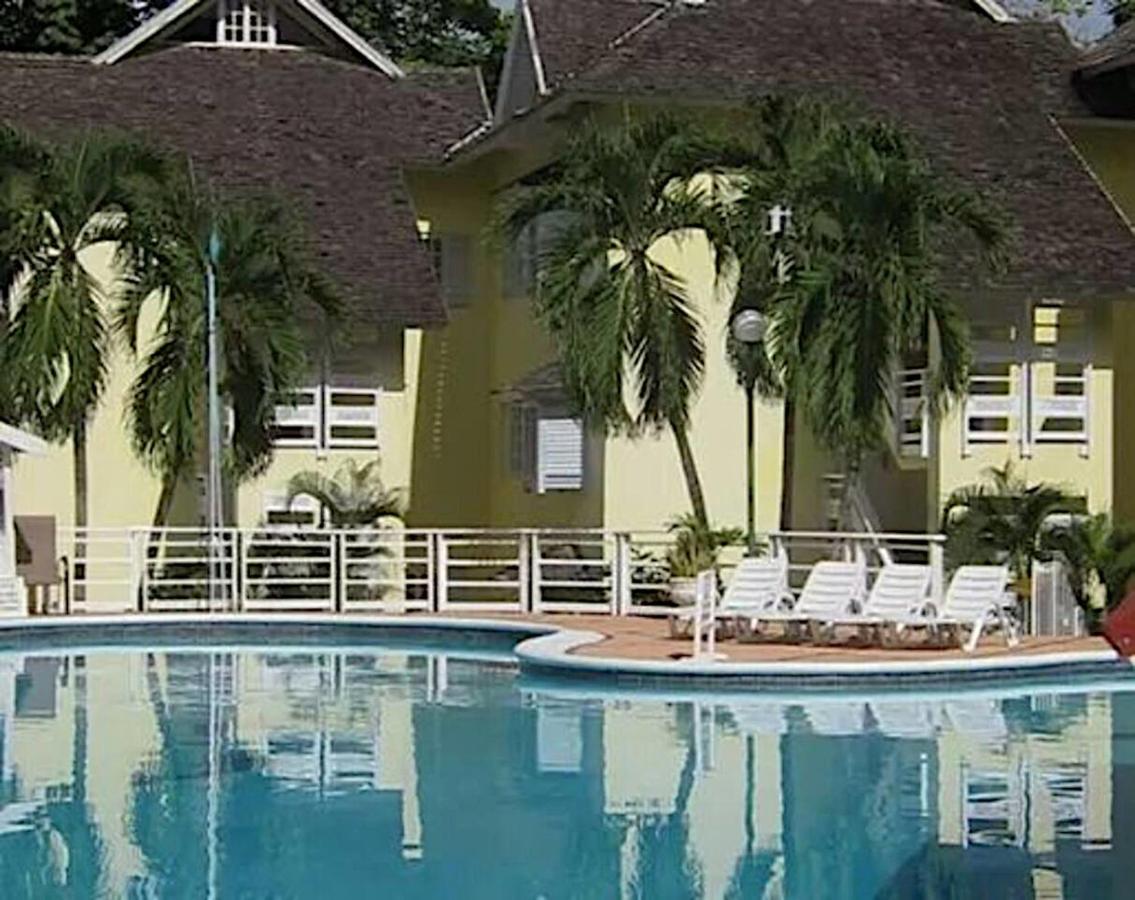 E 20 Mystic Ridge Ocho Rios Apartment Ngoại thất bức ảnh