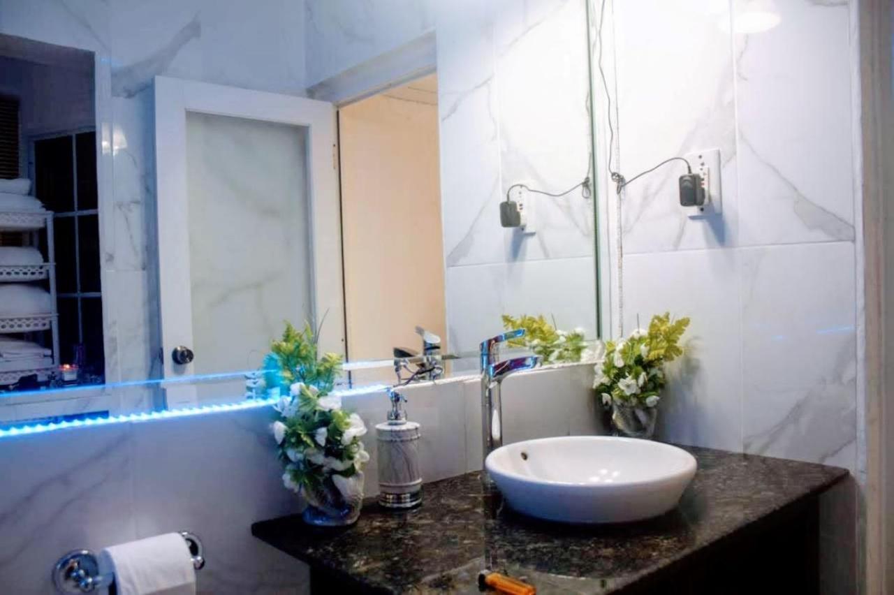 E 20 Mystic Ridge Ocho Rios Apartment Ngoại thất bức ảnh